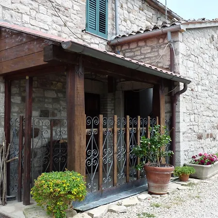 Podere * Acqualoreto